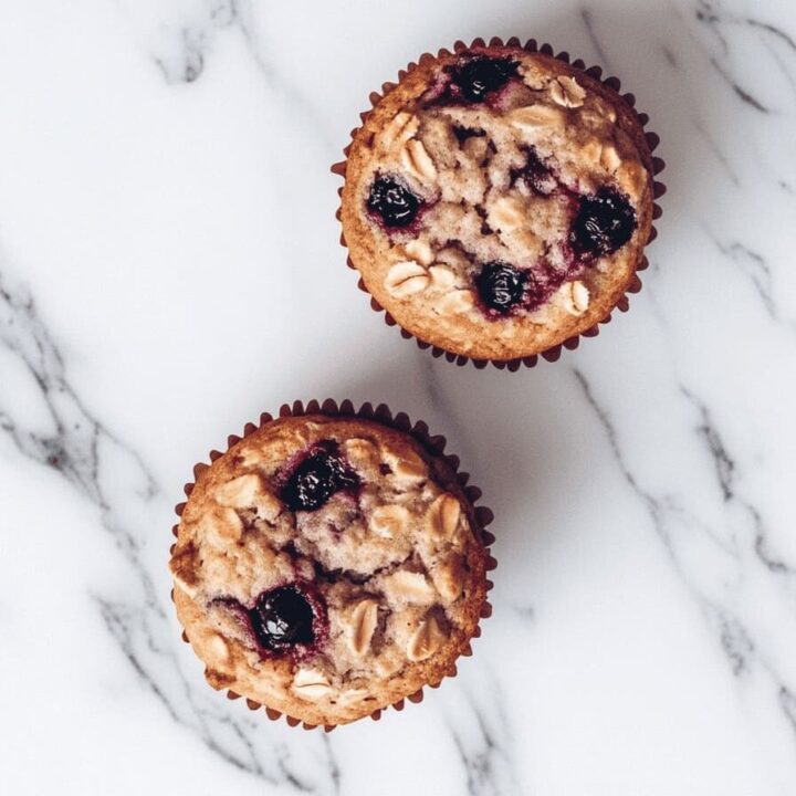 No Flour and Moist Banana Blackberry Oatmeal Muffin - perfect as gestational diabetes breakfast recipes